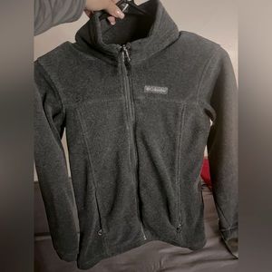 Columbia fleece sweater medium